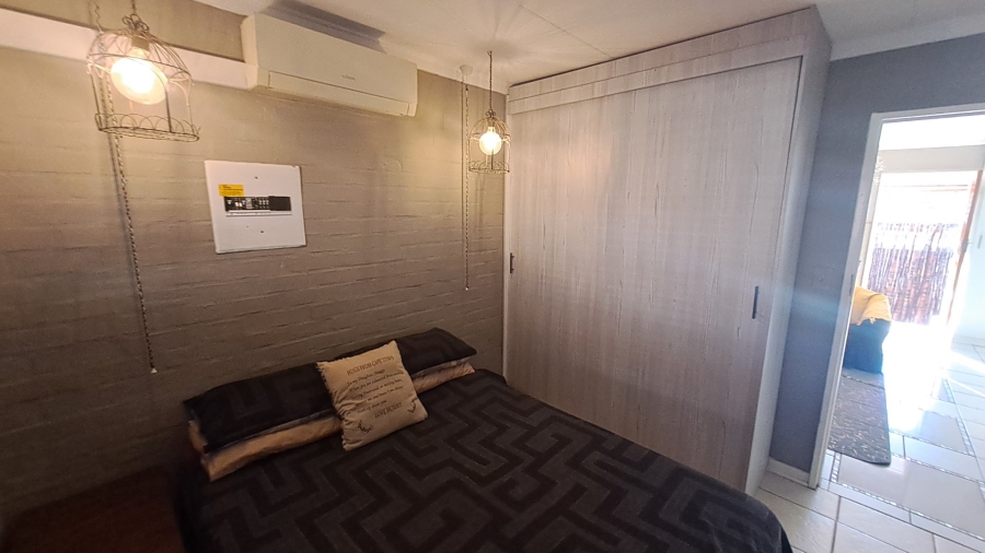 2 Bedroom Property for Sale in Pentagon Park Free State
